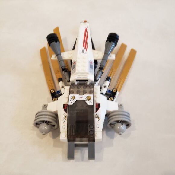 LEGO Ninjago Ultra Sonic Raider Set 9449 - Picture 10 of 12